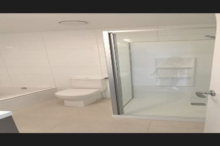 Photo of property in 12b Titoki Street, Te Atatu Peninsula, Auckland, 0610