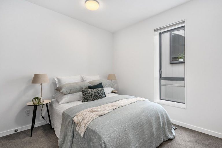 Photo of property in 2/69 Tiketike Way, Brooklyn, Wellington, 6021