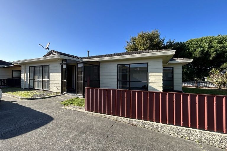 Photo of property in 12 Cargill Grove, Kelvin Grove, Palmerston North, 4414