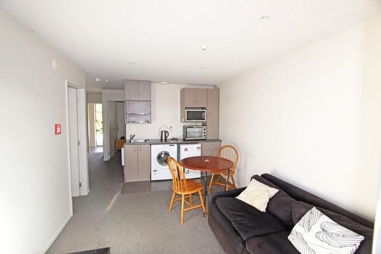 Photo of property in 115 Carroll Street, Dunedin Central, Dunedin, 9016