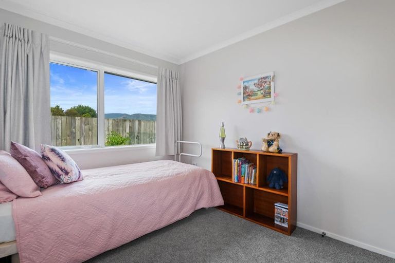 Photo of property in 12 Whatumairangi Way, Owhata, Rotorua, 3010