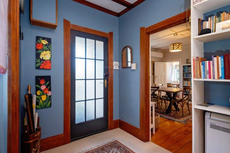 Photo of property in 900 Caroline Road, Mayfair, Hastings, 4122