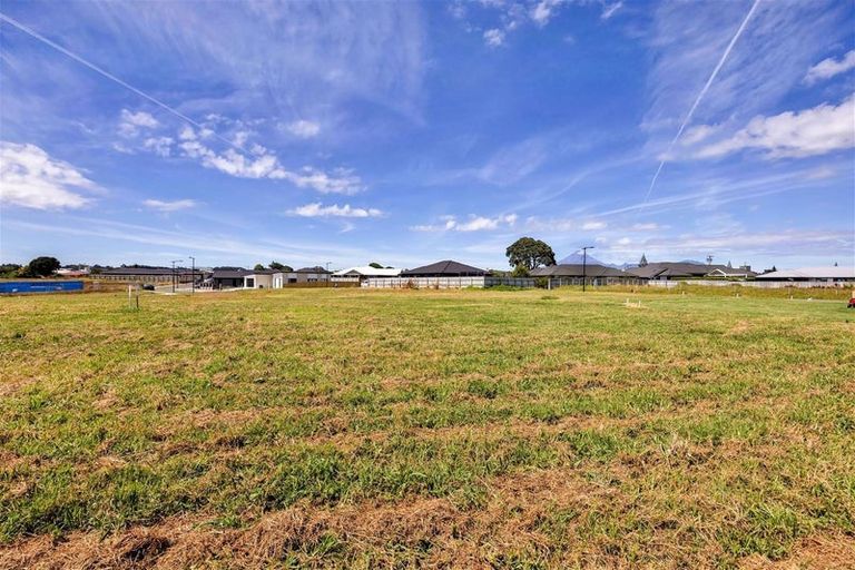 Photo of property in 16 Roka Street, Bell Block, New Plymouth, 4312