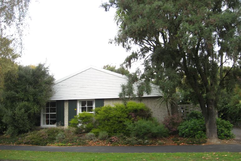 Photo of property in 51 Parkstone Avenue, Ilam, Christchurch, 8041
