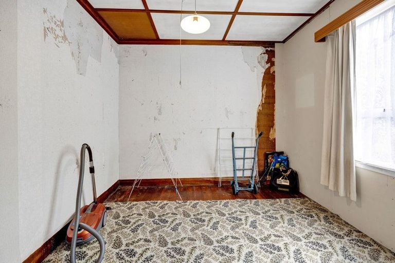 Photo of property in 5 Percy Avenue, Stratford, 4332