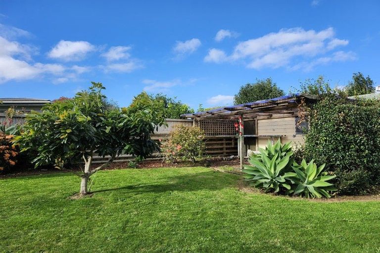 Photo of property in 1 Waimanawa Lane, Waiuku, 2123
