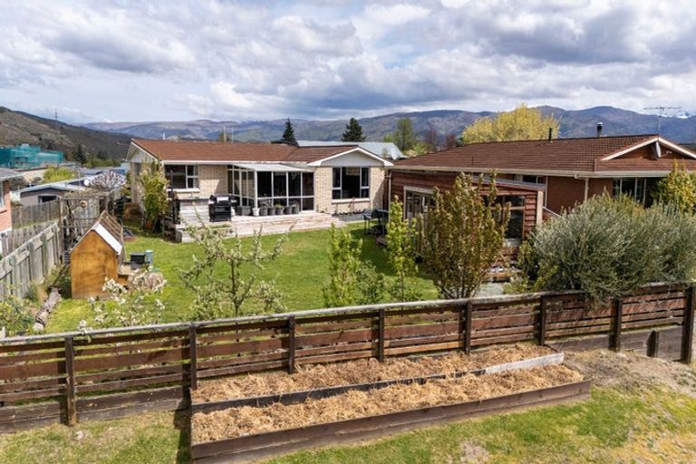 Photo of property in 60 Donegal Street, Cromwell, 9310