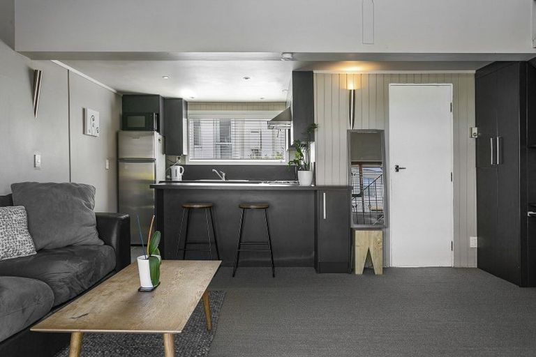 Photo of property in 116 Lake Terrace, Taupo, 3330