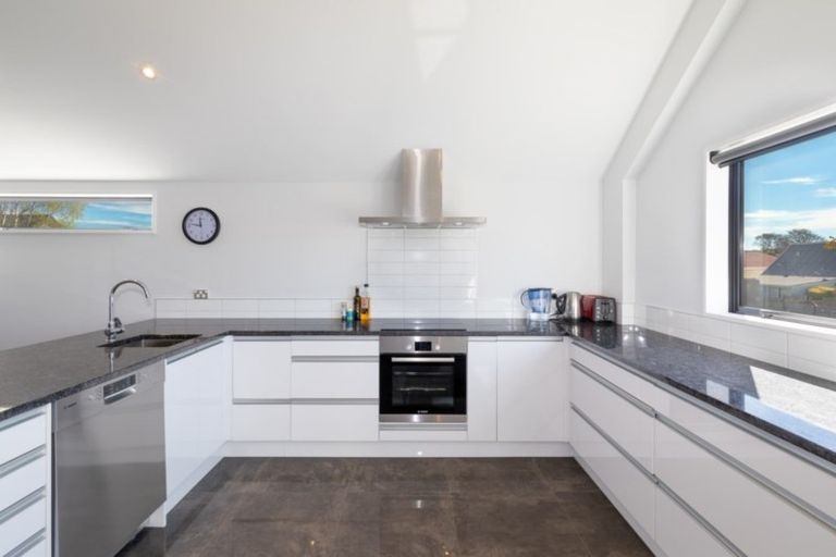 Photo of property in 13 Sherborne Street, St Albans, Christchurch, 8014