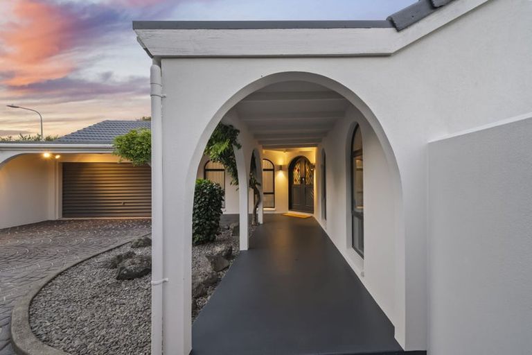 Photo of property in 56 Solway Avenue, Ilam, Christchurch, 8041