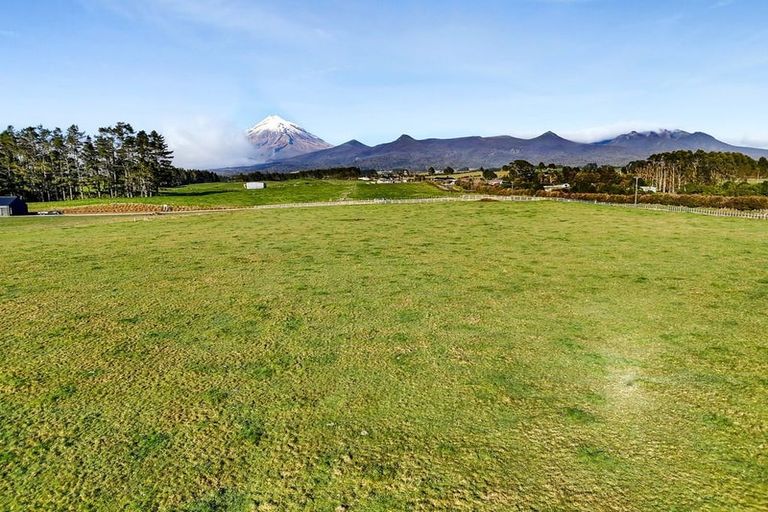Photo of property in 185 Korito Road, Korito, New Plymouth, 4371
