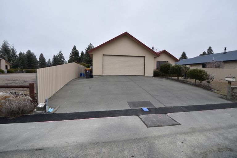 Photo of property in 54 Rhoboro Road, Twizel, 7901