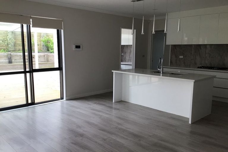 Photo of property in 7 Fricker Way, Flat Bush, Auckland, 2019