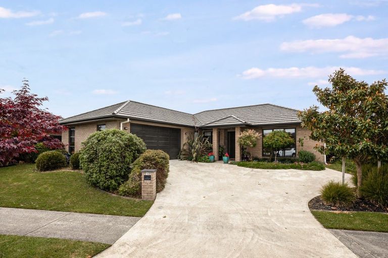 Photo of property in 16 Trauzer Place, Flagstaff, Hamilton, 3210