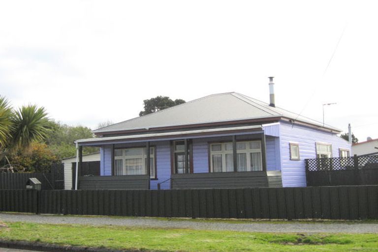 Photo of property in 18 Doyle Street, Blaketown, Greymouth, 7805