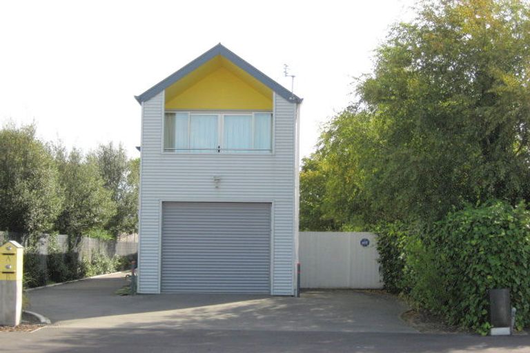 Photo of property in 111 Barbour Street, Waltham, Christchurch, 8011
