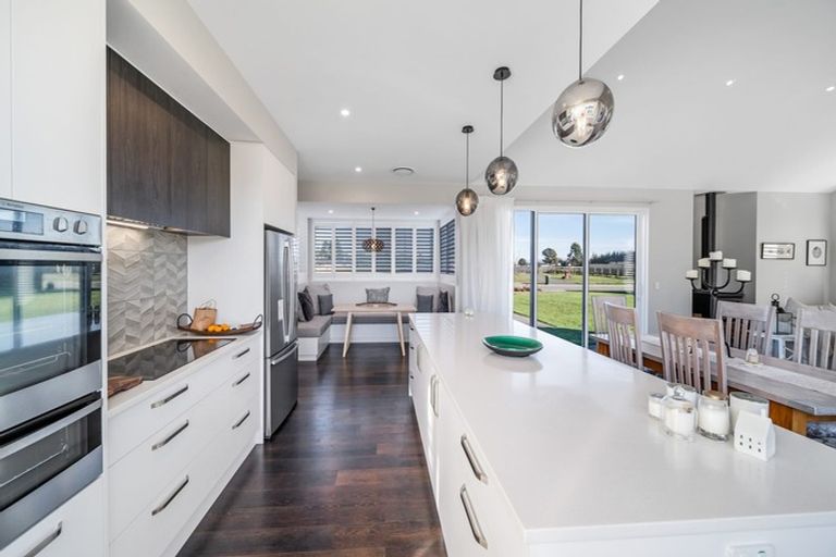 Photo of property in 10 Silver Peaks Drive, West Melton, 7618