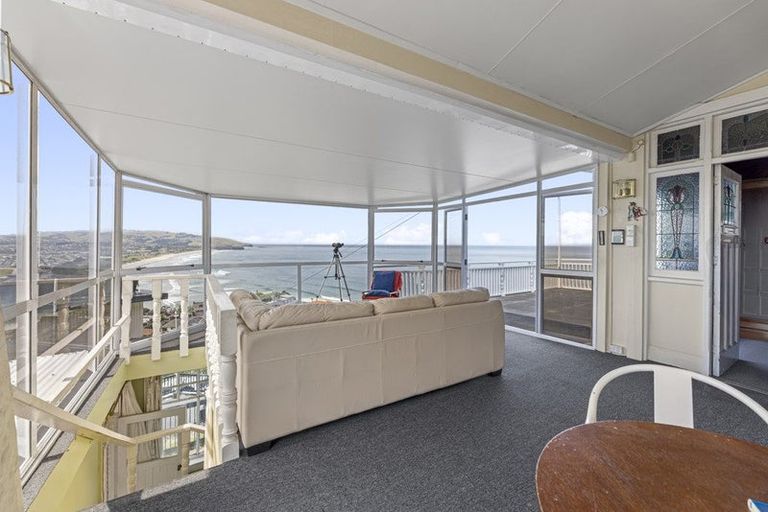 Photo of property in 113 Cliffs Road, Saint Clair, Dunedin, 9012