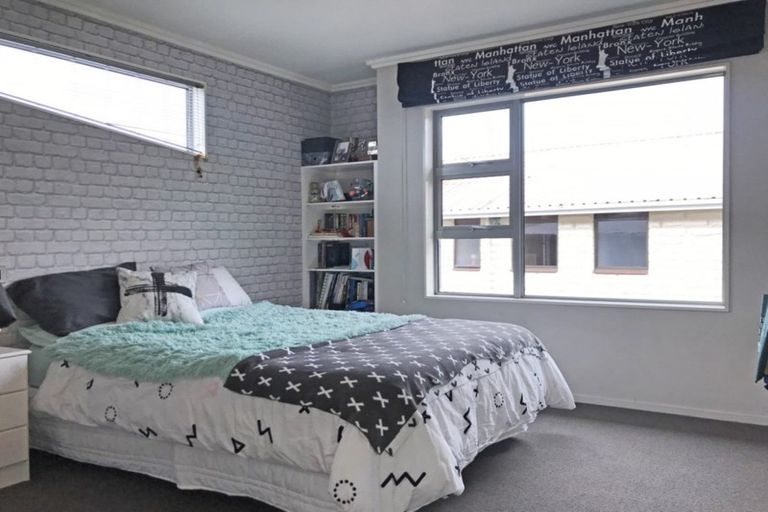 Photo of property in 18 Moir Street, Balclutha, 9230