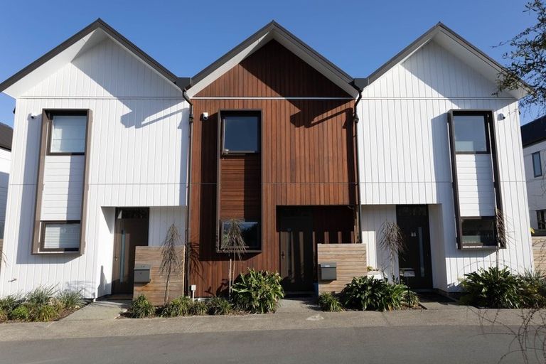 Photo of property in 21 Ron Deal Way, Epuni, Lower Hutt, 5011