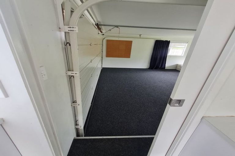 Photo of property in 8 Wells Place, Whitianga, 3510