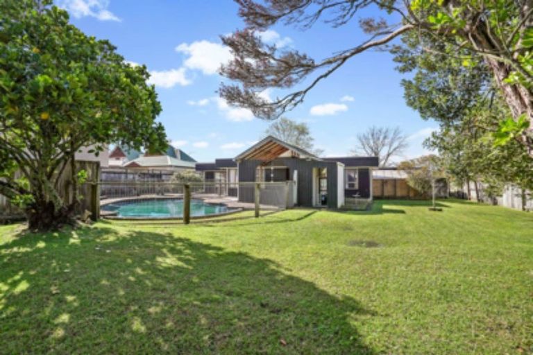 Photo of property in 19 Karaka Street, Takapuna, Auckland, 0622