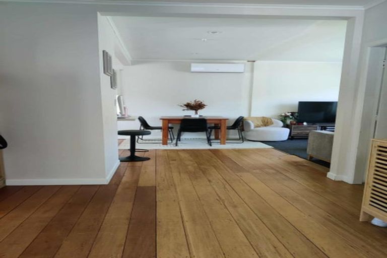 Photo of property in 34 Findlay Street, Tawa, Wellington, 5028