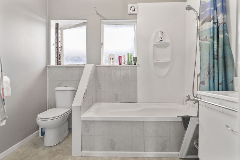 Photo of property in 19 Leslie Avenue, Western Heights, Rotorua, 3015