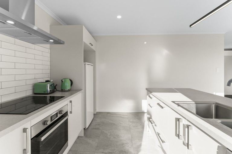 Photo of property in 68 Heartwood Avenue, Omokoroa, 3114