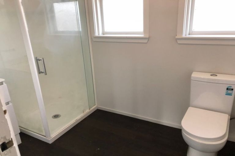 Photo of property in 21 Ballantyne Avenue, Upper Riccarton, Christchurch, 8041