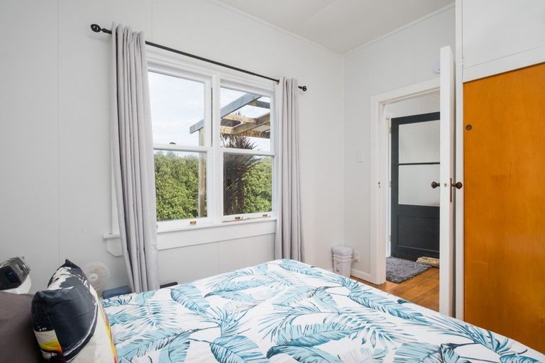 Photo of property in 22a Rangiuia Road, Tolaga Bay, 4077