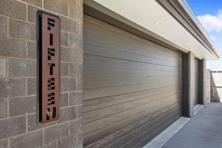 Photo of property in 15 Clover Lane, Pyes Pa, Tauranga, 3112