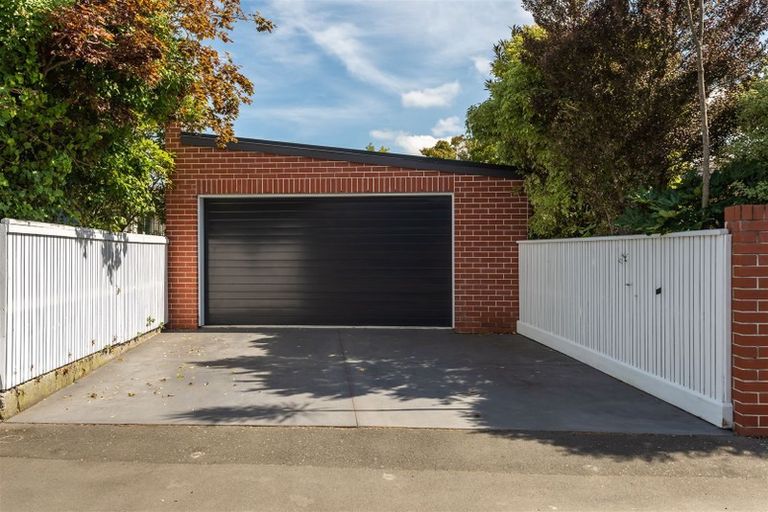 Photo of property in 5 Barlow Street, Ilam, Christchurch, 8041