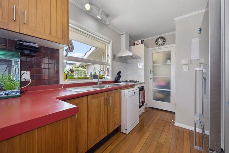 Photo of property in 30 Glenview Terrace, Glenview, Hamilton, 3206