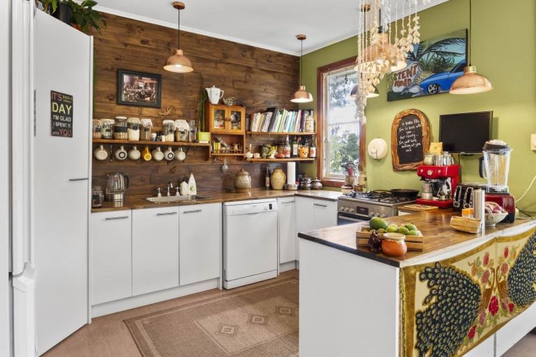 Photo of property in 2329 South Road, Okato, 4335