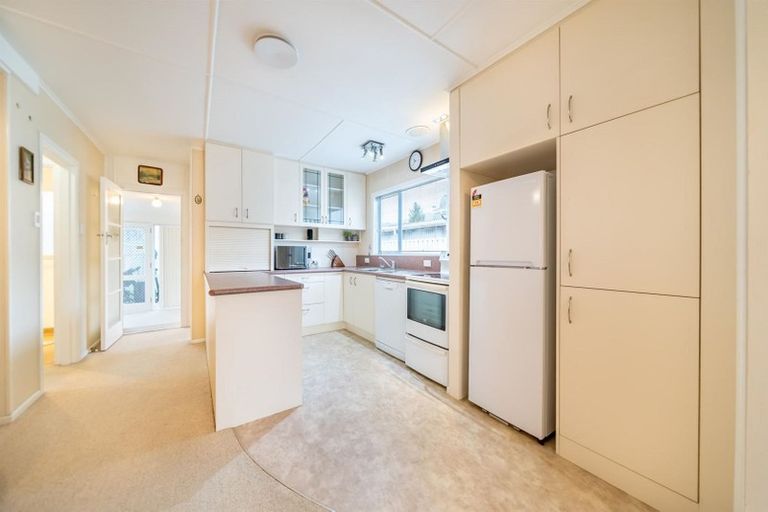 Photo of property in 6 Mckay Street, Wainuiomata, Lower Hutt, 5014