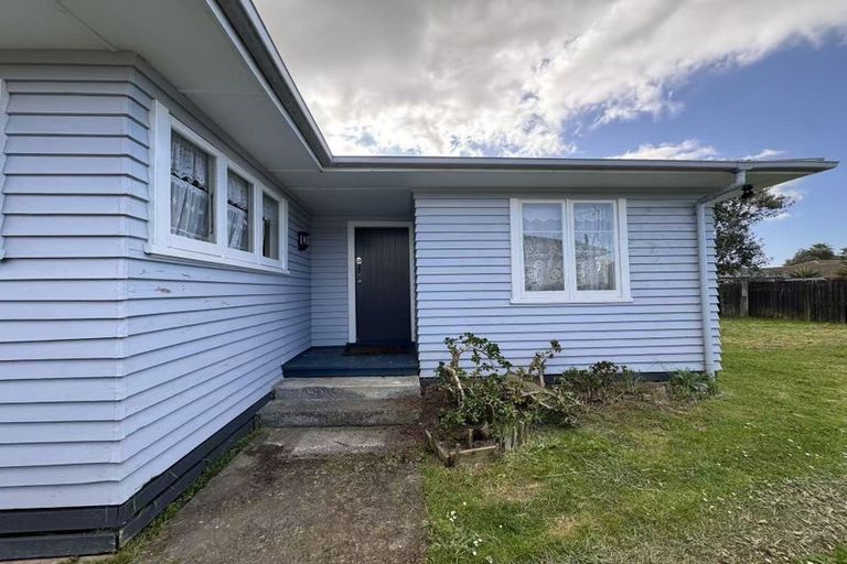 Photo of property in 2/34 Royton Avenue, Mangere East, Auckland, 2024