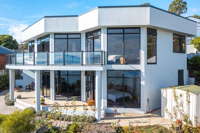 Photo of property in 55 The Cliffs, Britannia Heights, Nelson, 7010