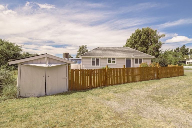 Photo of property in 11 Holton Road, Amberley, 7481