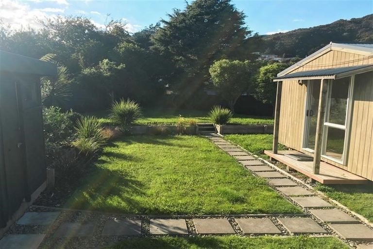 Photo of property in 12a Naenae Road, Naenae, Lower Hutt, 5011