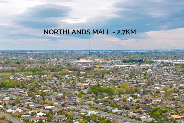 Photo of property in 8 Langham Place, Redwood, Christchurch, 8051