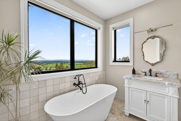 Photo of property in 42 Mclean Road, Havelock North, 4294