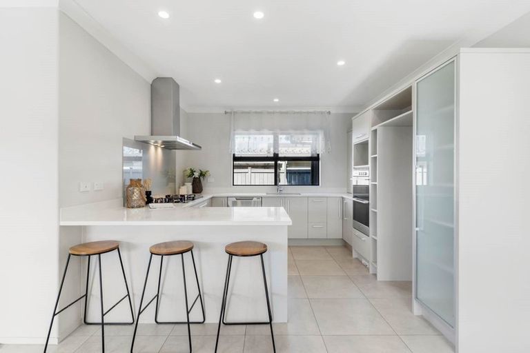 Photo of property in 11 Appaloosa Street, Karaka, Papakura, 2113