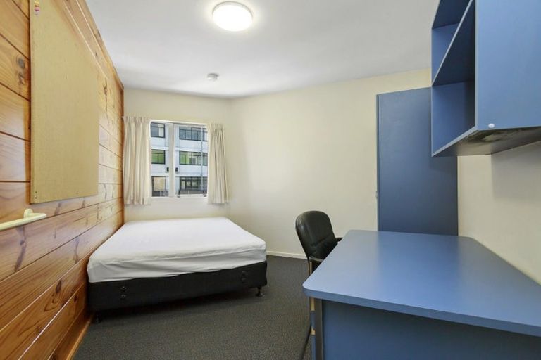 Photo of property in Basin Reserve Complex, 48/4 Sussex Street, Mount Cook, Wellington, 6021