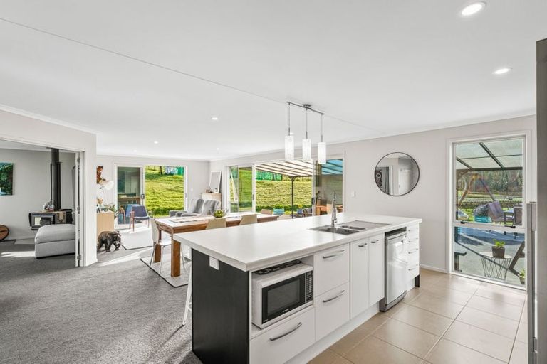 Photo of property in 27 Kaitara Lane, Kaiwaka, 0573