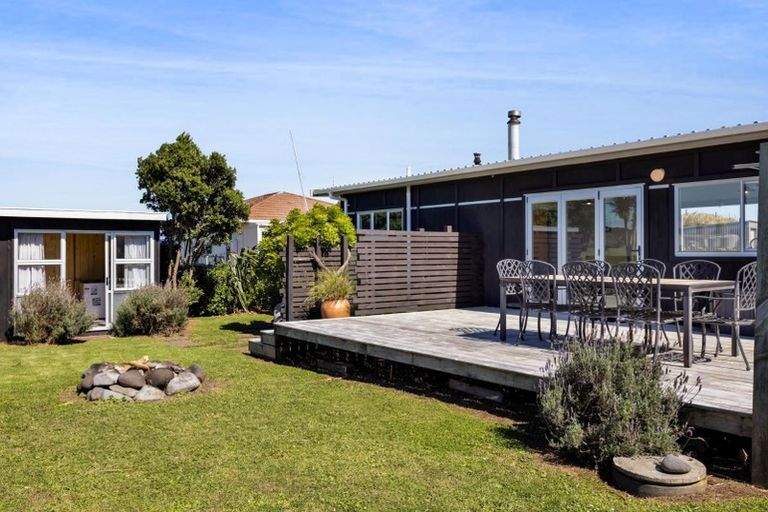 Photo of property in 32 Anglers Avenue, Warea, 4381