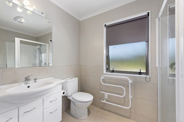 Photo of property in 64 Evergreen Crescent, Trentham, Upper Hutt, 5018