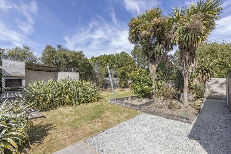 Photo of property in 16 Stalkers Road, Woodend Beach, Kaiapoi, 7691