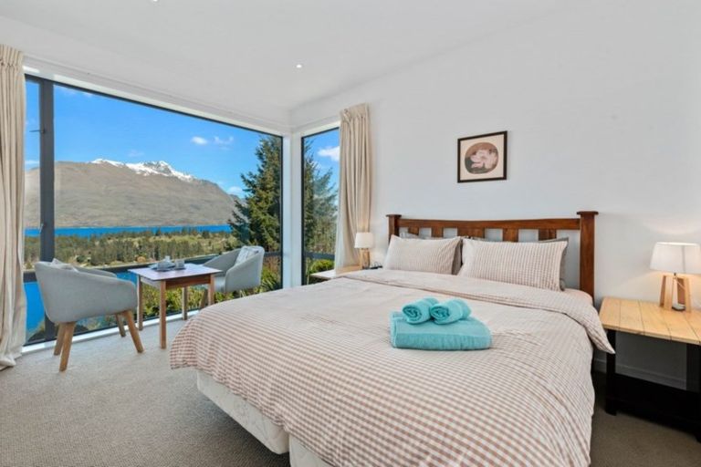 Photo of property in 20 Peregrine Place, Queenstown, 9300