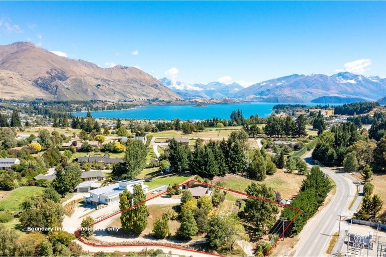 Photo of property in 38 Ballantyne Road, Wanaka, 9305